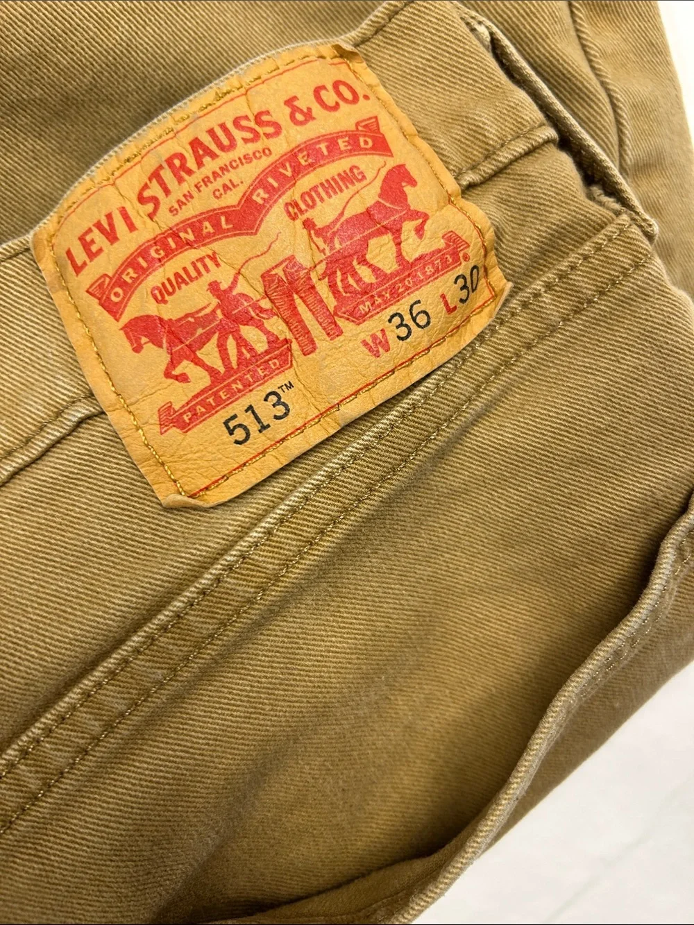 Levi's Slim Straight Jeans in Khaki Brown